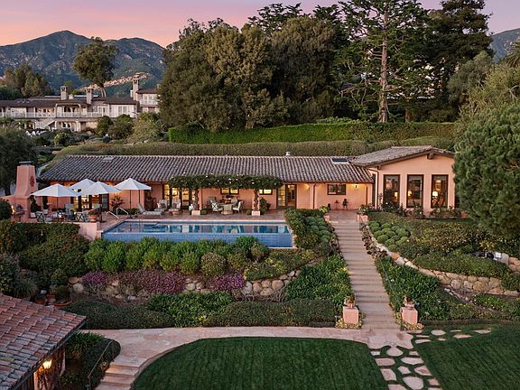 3rd image of 420 Santa Rosa Ln