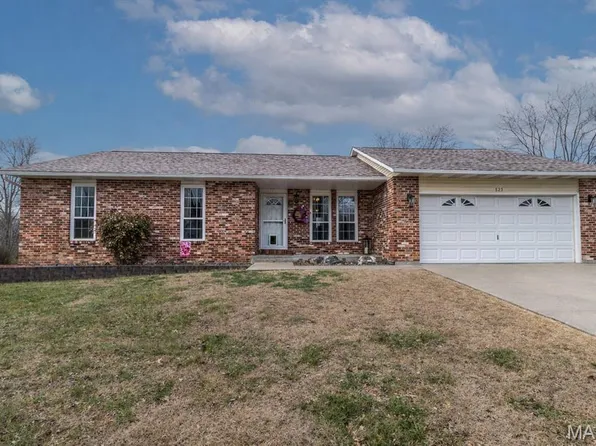 829 Eagle Dr, Jackson, MO 63755