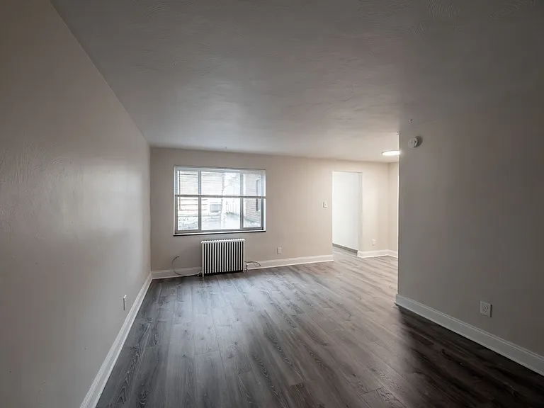 219 Lincoln Ave — Photo 5