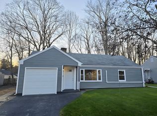 11 Fyler Drive, Windsor, CT 06095