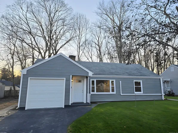 11 Fyler Drive, Windsor, CT 06095