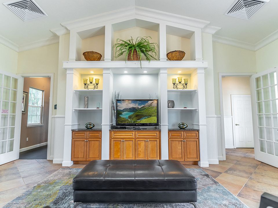 Clubhouse Interior