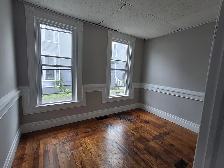 13 Charles St #1 — Photo 3