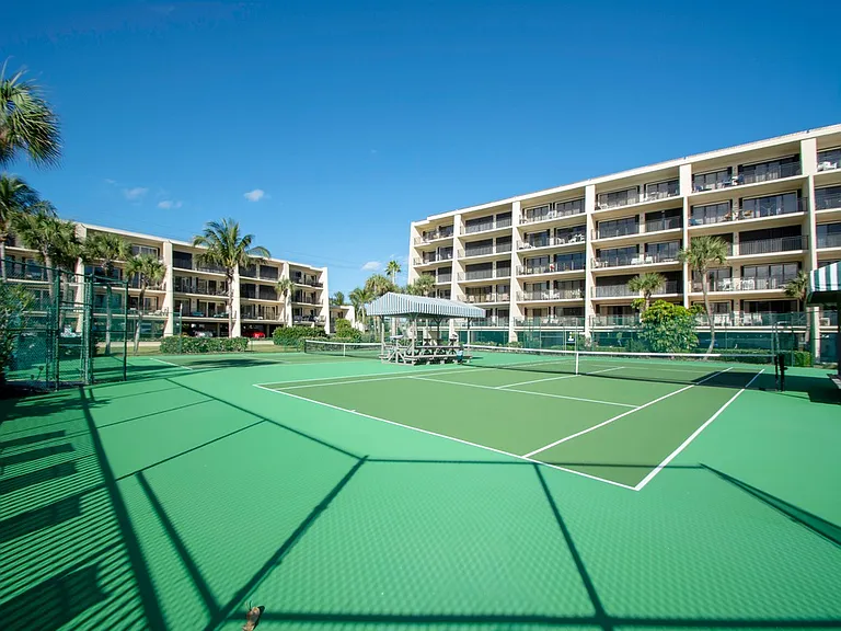 3939 Ocean Dr #401B — Photo 27