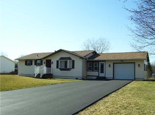 61 Parkerhouse Rd, Henrietta, NY 14467