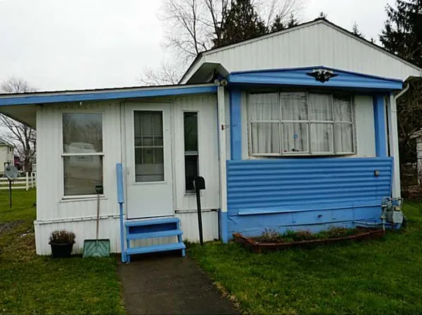 29 Center St, Union City, PA 16438