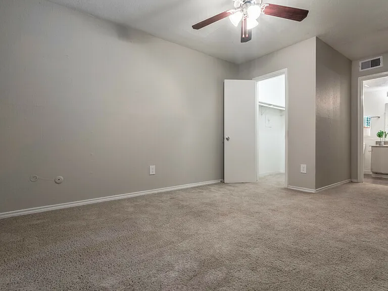 Cedar Bluff Apartments — Photo 11