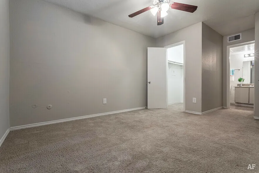 Cedar Bluff Apartments