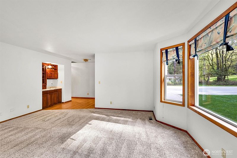 3rd image of 22926 276th Avenue SE