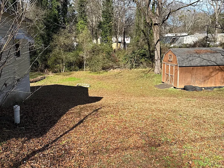 310 Walker Dr — Photo 6
