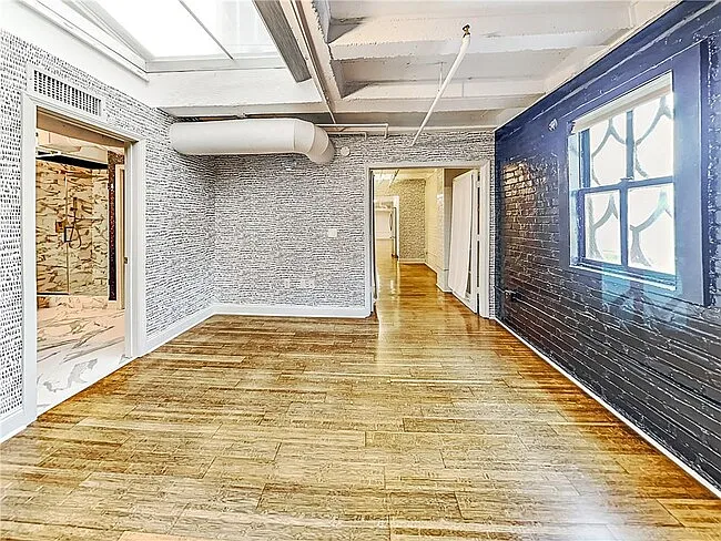 32 Peachtree St NW #1702 — Photo 9