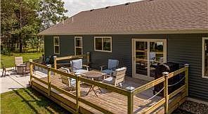 5th image of 9068 3rd Ave