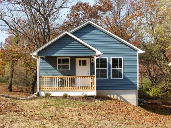312 N Waverly St, Staunton, VA 24401