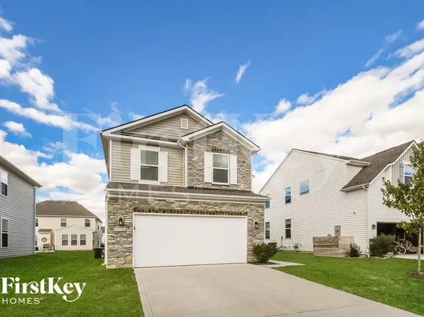 5770 Pebblebrooke Rd, Whitestown, IN 46075