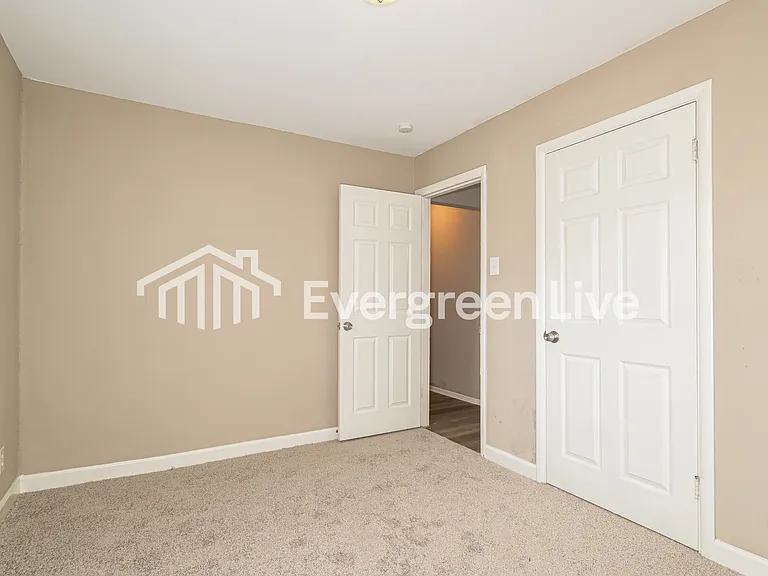 2210 Wallis Ave — Photo 8