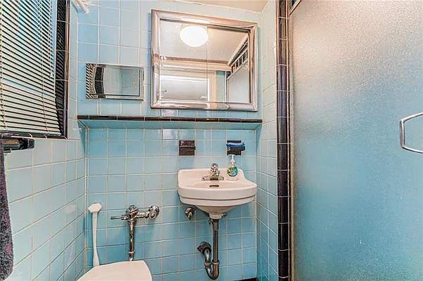 Sold by Remax Real Estate Professionals | media 24