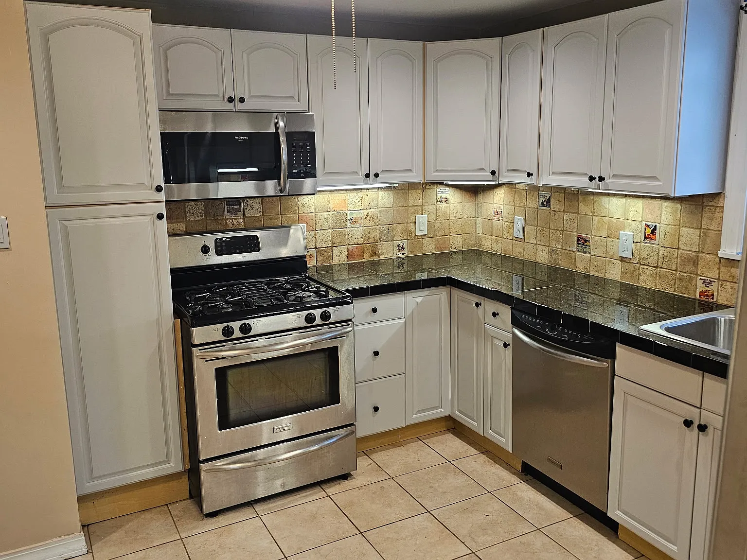 Crescent Pl, Yonkers — Photo 4
