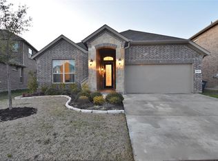 5917 Canyon Oaks Ln, Fort Worth, TX 76137