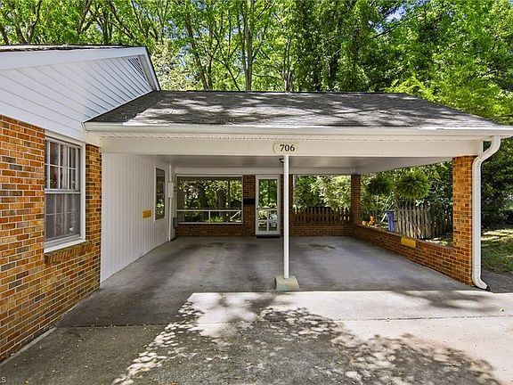 4th image of 706 Friar Tuck Rd