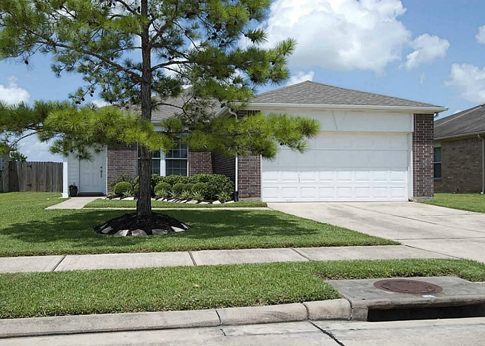 1st image of 3112 Centennial Village Dr