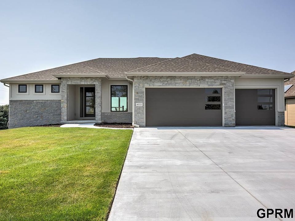 1st image of 4602 N 192nd Avenue Cir