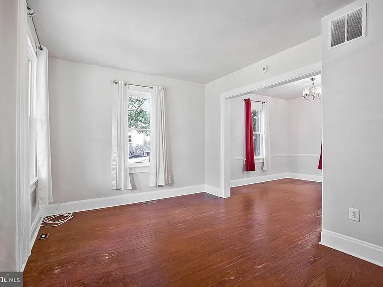 508 Cording Ave — Photo 9