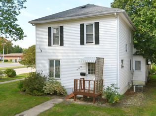 290 1st Ave SE, Wells, MN 56097