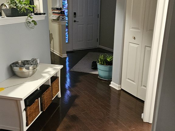 2nd image of 1440 Doolittle Ln