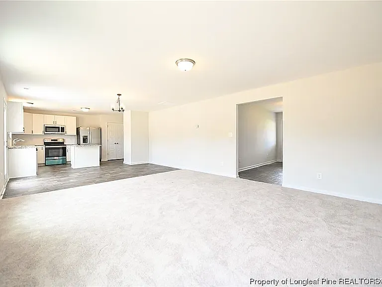 1729 Ramsdale Rd — Photo 3