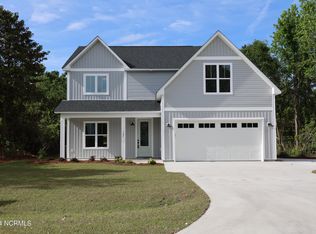 107 Pine Bluff Dr, Morehead City, NC 28557
