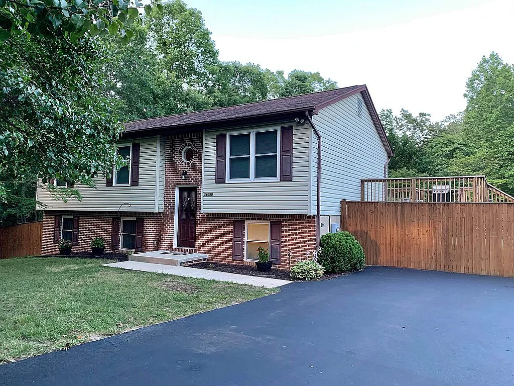 38090 E Theresa Ct photo 1