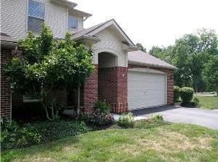 303 Postage Cir, Pickerington, OH