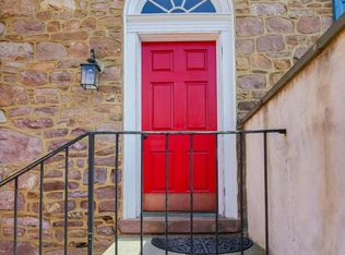 35 S State St, Newtown, PA 18940
