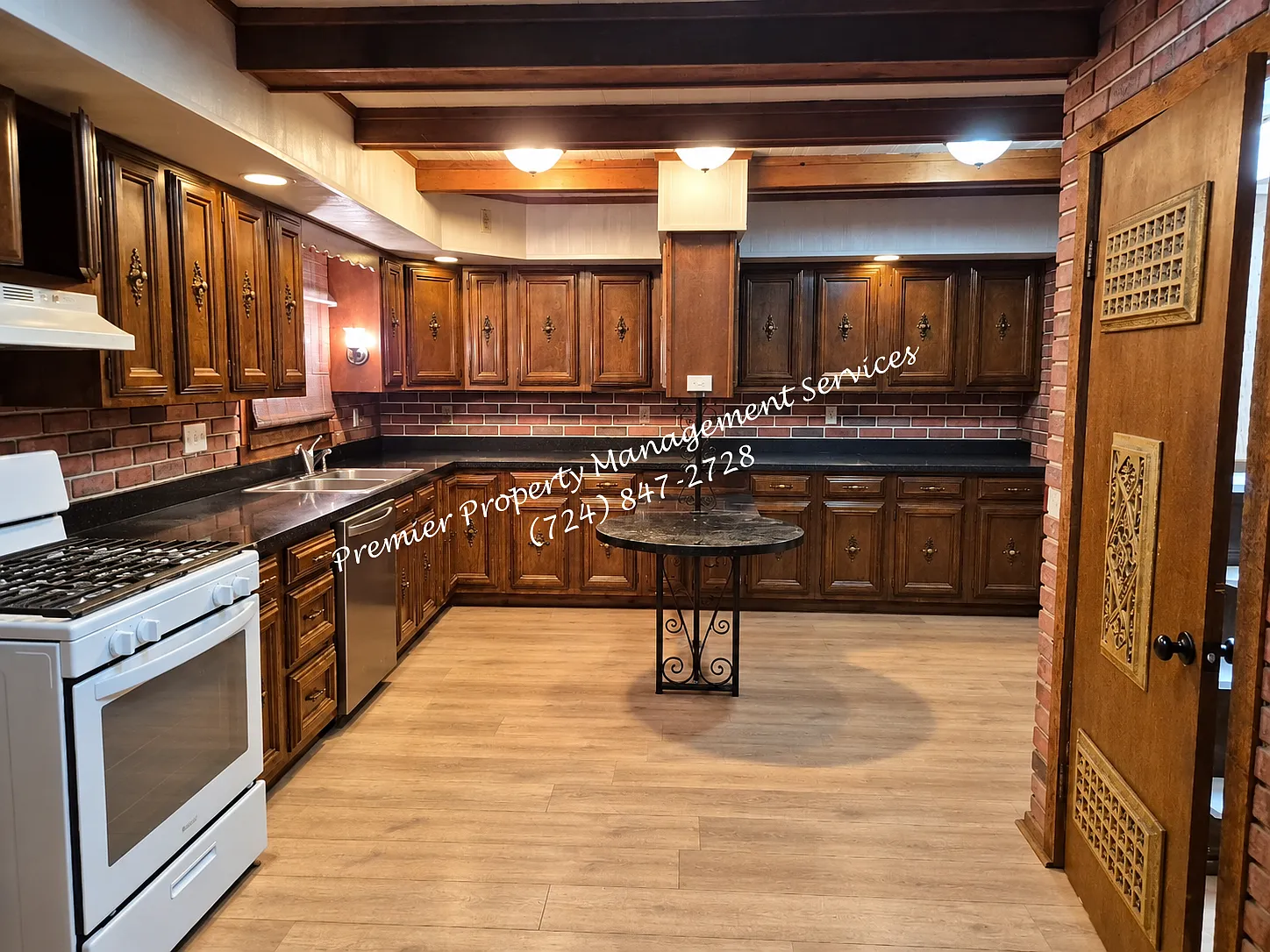 3811 Sunflower Road — Photo 3
