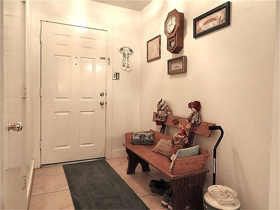 2nd image of 18430 Hollow Oaks Cir