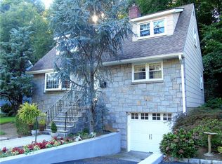 22 Dogwood Dr, Scarsdale, NY 10583