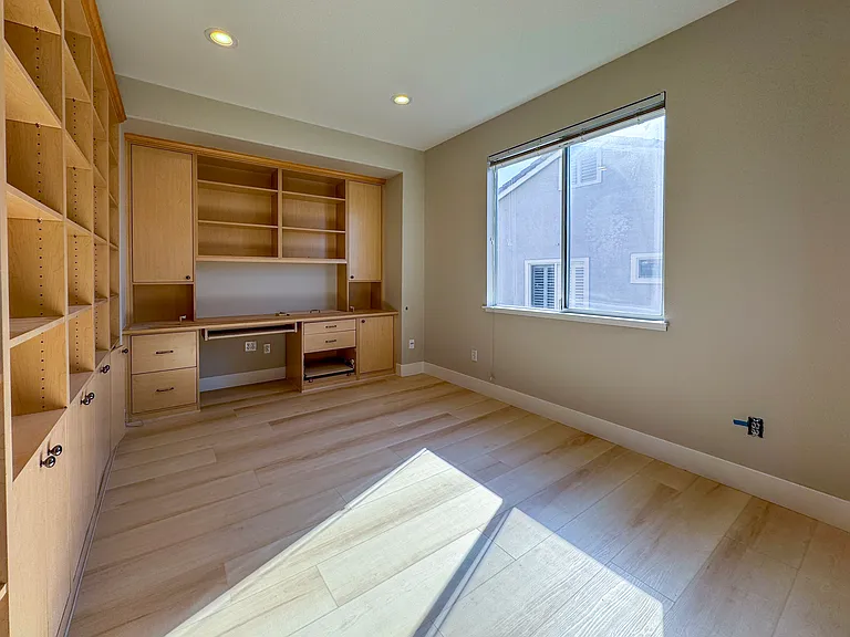 5181 Stone Canyon Dr — Photo 31