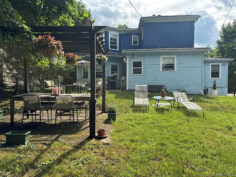 108 Hooker Ave — Photo 21