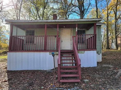 303 Summeral St Photo 1