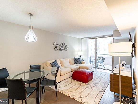 4th image of 4808 Moorland Ln APT 809