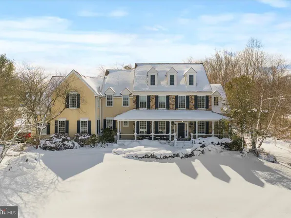 1568 Sackettsford Rd, Ivyland, PA 18974