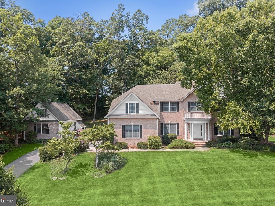1st image of 1920 Turnberry Ct