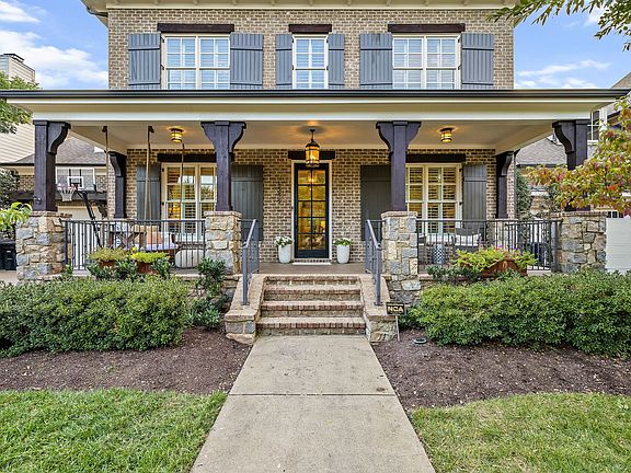 3rd image of 1559 Westhaven Blvd