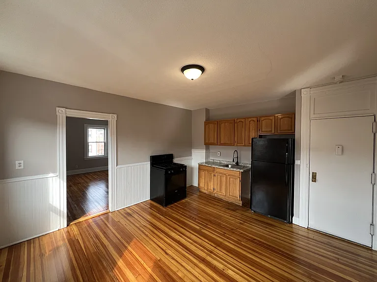103 Gold St #3B — Photo 4