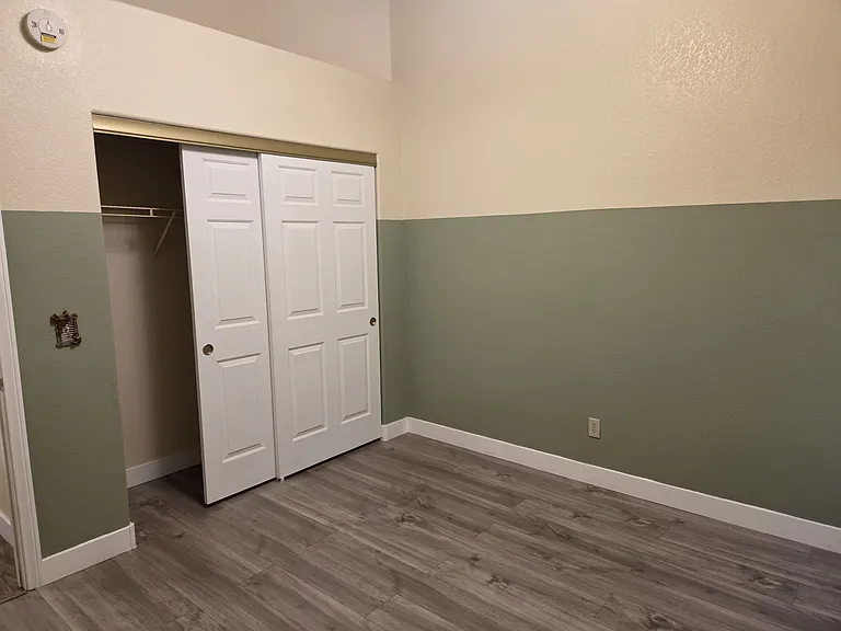 1823 Ruby Ln — Photo 25