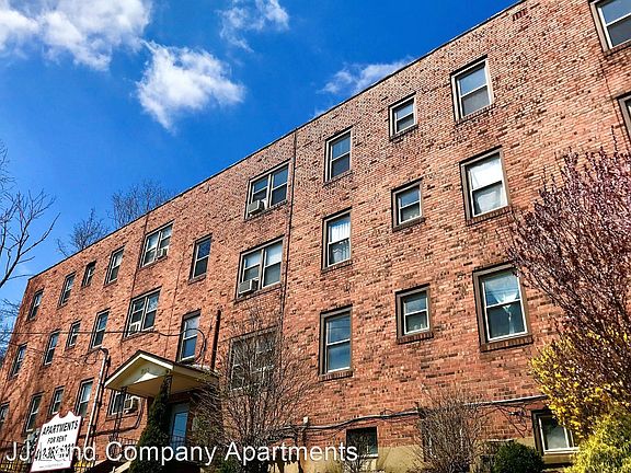 2nd image of 305 N Negley Ave #8760346