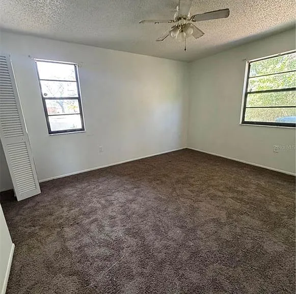 10313 Walton St — Photo 5