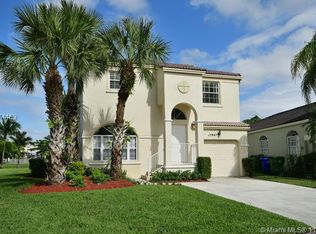 15947 NW 7th St, Pembroke Pines, FL 33028