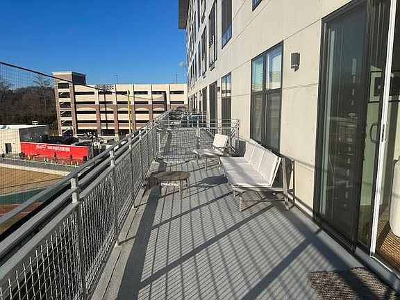 5th image of 111 Railroad Ave #401F