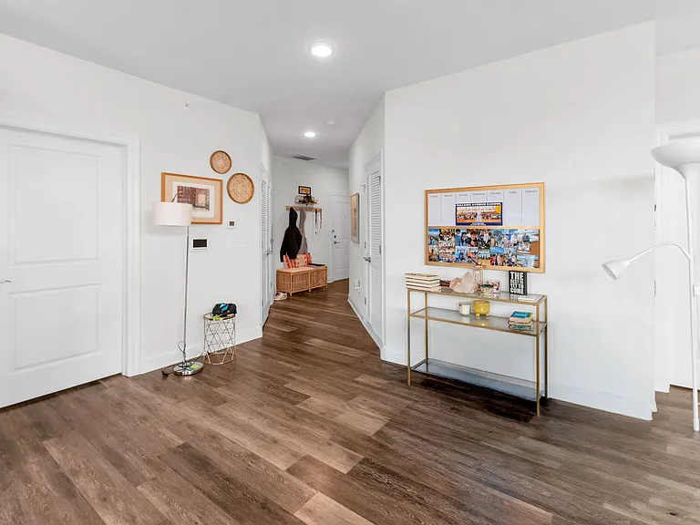 310 Centennial Ave #204 — Photo 5
